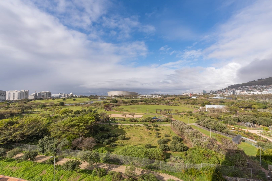 1 Bedroom Property for Sale in Mouille Point Western Cape